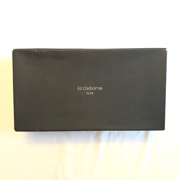 Black Suede Heels 9.5 Dress Shoe Peep Toe, Ankle Strap Womens Liz Claiborne - Picture 11 of 12